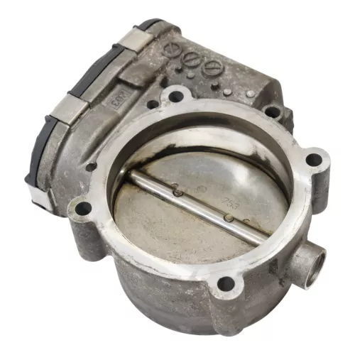 Audi A6 4F Drosselklappe Drosselklappenstutzen 077133062A 4,2 FSI BVJ ## (187173)