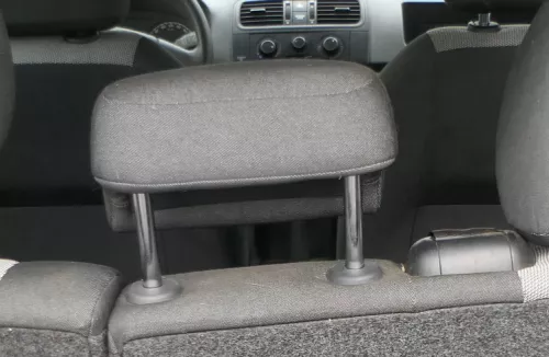 1x Skoda Fabia 5J Kopfstütze hinten ind er Mitte - anthrazit