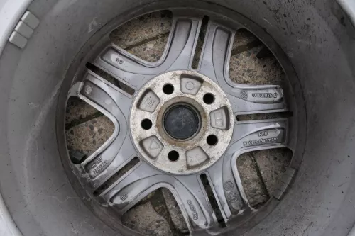 1x Felge Alufelge VW Golf 4 Bora 6jx15H2 ET38 1J0601025Q 1j0 601 025 Q   2 HR (180748)