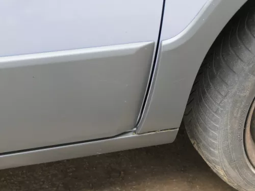 Skoda Roomster 5J Tür vorne rechts Beifahrertür - blau LF5Y Scou mit Leiste (187362)