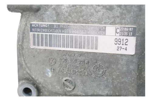 Skoda Roomster Stirndeckel Deckel Abdeckung 1,6 BTS 03C109210BH (187427)