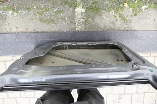 VW Touran 1T 1T3 Tür vorne rechts Beifahrertür grau LD7X - ohne Anbauteile grau (118359)