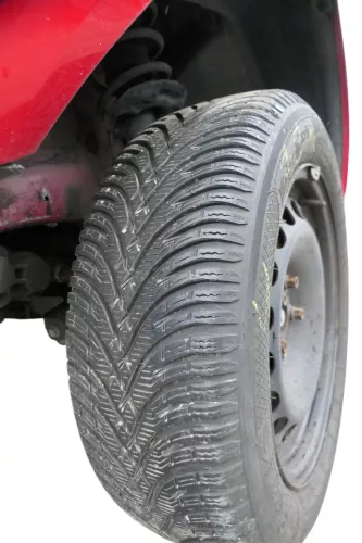 1x Passat 3C Golf Reifen Winterrreifen M&S 205/55 R16 94H Felge 7-8mm Ersatzrad (187531)