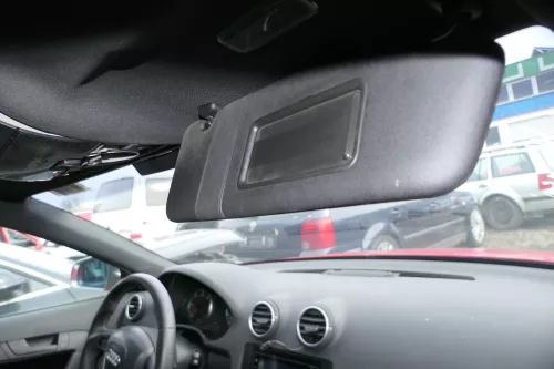 Audi A3 8P Sonnenblende rechts vorne 8P0857552A schwarz silber grau beleuchtet (179518)