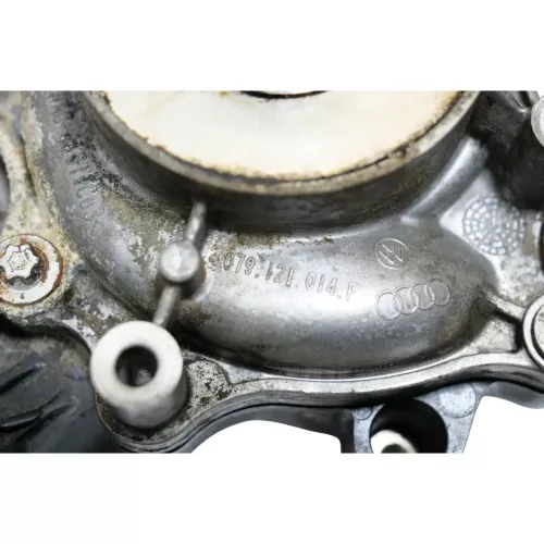 Audi A6 4F Wasserpumpe Thermostat Gehäuse 079121014F ## (187569)