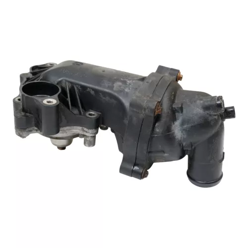 Audi A6 4F Wasserpumpe Thermostat Gehäuse 079121014F ## (187569)