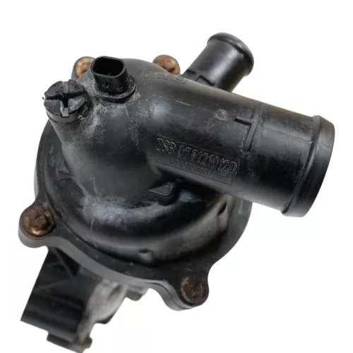 Audi A6 4F Wasserpumpe Thermostat Gehäuse 079121014F ## (187569)