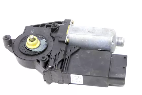 VW Passat 3B ektrischer Fensterheber vorne links 3B4837751EG Fensterhebermotor (102470)