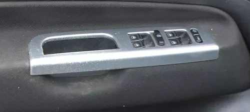 VW Golf 4 Bora Mittelkonsole Verkleidung um Radio 1j1858069G Dekor silber netzop (166122)
