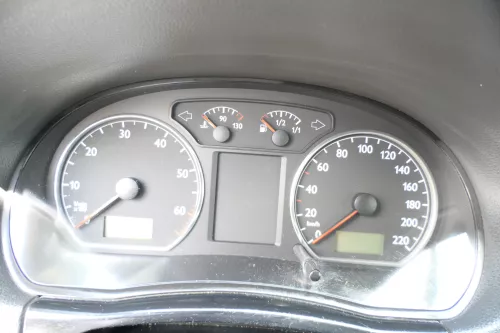 VW Polo 9N Tacho Tachometer Kombiinstrument 6Q0920821N 1,2 47kw 40kw 229.000km