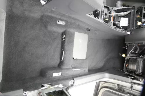 VW Tiguan 5N Teppich Innenraumteppich Innen Bodenbelag schwarz (163580)