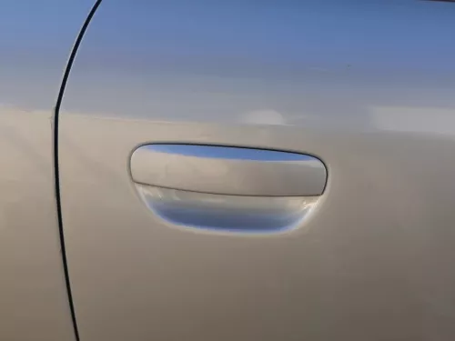 8H Cabrio 8E Türgriff Tür Griff vorne rechts außen silber LY7W Lagerbügel