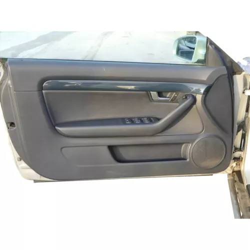 A4 8H Cabrio 8E B6 B7 1x Türverkleidung Verkleidung Tür vorne links Leder Perla