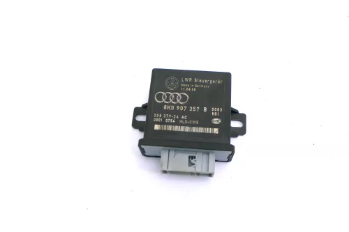 Audi A4 8K automatische Leuchtweitenregulierung LWR Steuergerät 8K0907357B