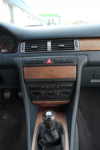 A6 4B C5 Verkleidung Klappe Abdeckung Dekor Holz Optik Nußbaum Wurzel terra (165687)