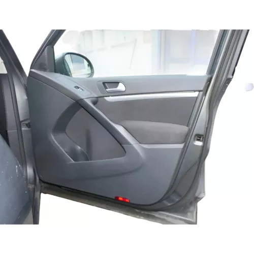 VW Tiguan 5N 1x Türverkleidung Verkleidung Tür vorne rechts schwarz
