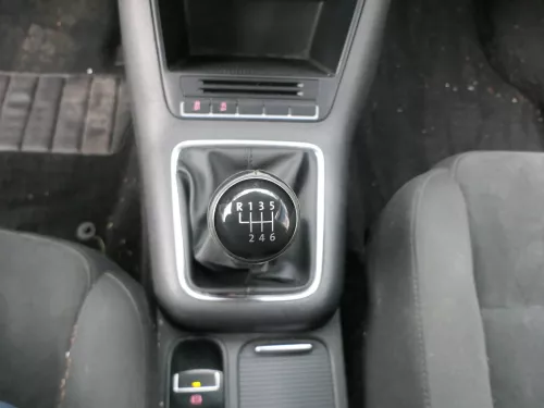 VW Tiguan 5N Schaltknauf Schaltsack Schaltung Schaltknüppel 6-Gang Leder (200585)