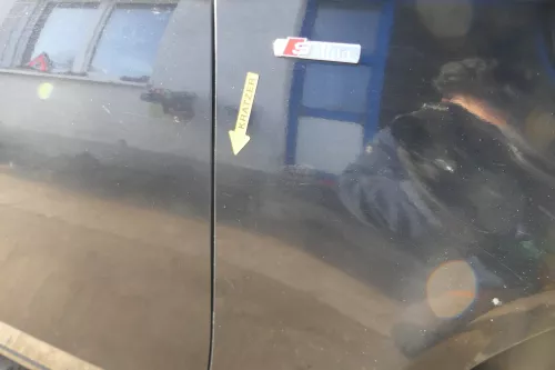 Audi A4 8K B8 Kotflügel vorne rechts schwarz LZ9Y (200726)