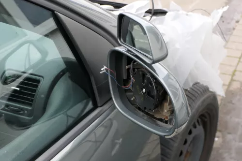 VW Golf 5 elektrischer Spiegel Außenspiegel rechts Blinker grün LA6Q Fahrschule (152371)