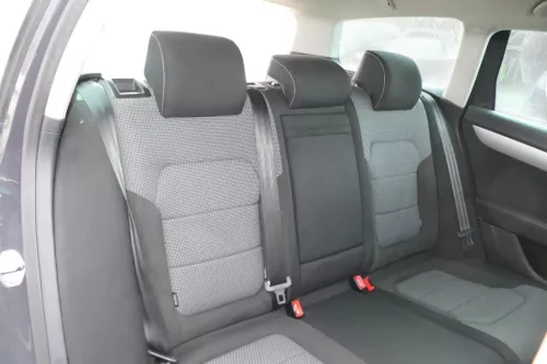 VW Passat 3C B7 Kombi Sitz Rückbank Rücksitzbank Sitze Lehne schwarz Ski durchre (200874)