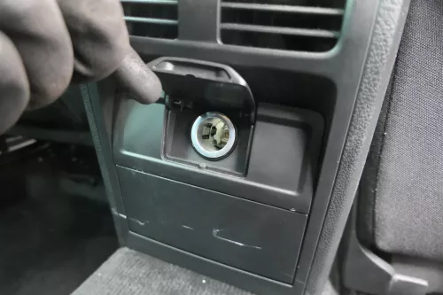 VW Passat 3C B7 Mittelarmlehne Armlehne Fach Deckel schwarz (200877)