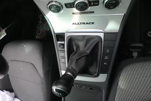 VW Passat 3C B7 6-Gang Schaltknauf Schaltsack Schaltung Schaltknüppel original (200881)