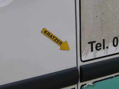 VW Caddy 3 2K Tür vorne links Fahrertür weiß LB9A - ohne Anbauteile - Mängel (186493)