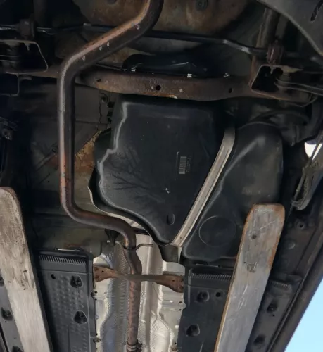 VW Golf 6 5K Auspuff Mittelrohr Endschalldämpfer hinten 2,0 CBAA CBAB (201193)