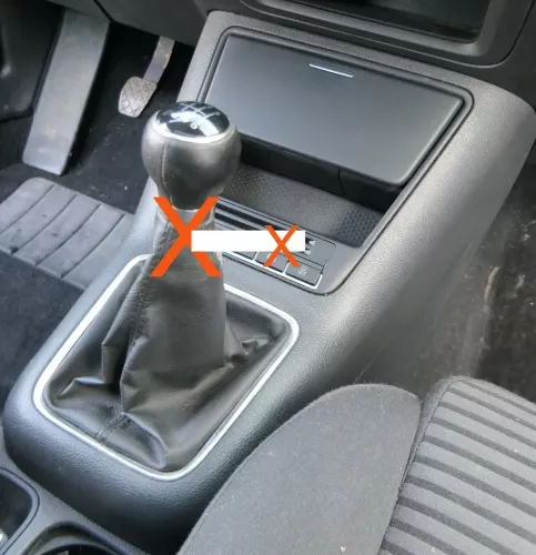 VW Tiguan 5N Mittelkonsole Verkleidung Ablage schwarz Aschenbecher 5N1857961A