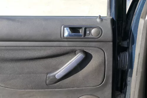 1x VW Golf 4 1J Limousine Türverkleidung Verkleidung Tür hinten links schwarz (201334)