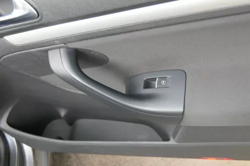 1x VW Golf Variant Kombi AJ5 Türverkleidung Verkleidung Tür vorne rechts (201385)