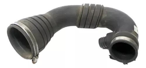 VW Passat 3B Ansaugschlauch Ansaugrohr Schlauch Rohr 8D0129615A AFN AHH 1,9 TDI (169654)