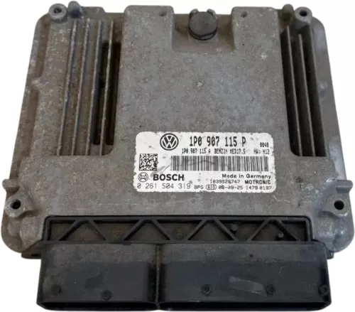 VW Passat 3C Steuergerät Motor Motorsteuergerät 1P0907115P 1,8 TFSI 118kw BZB