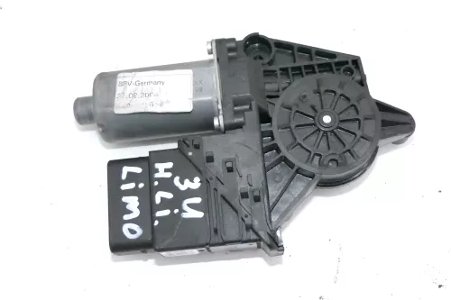 Skoda Superb 3U ektrischer Fensterheber Motor hinten links 3U0959811 (109656)