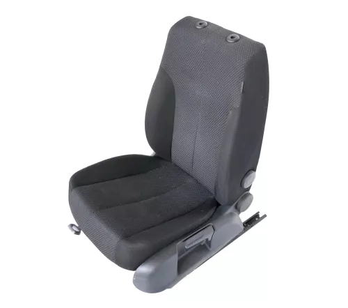 VW Passat 3C auch Kombi Sitz vorne links Fahrersitz (147160)