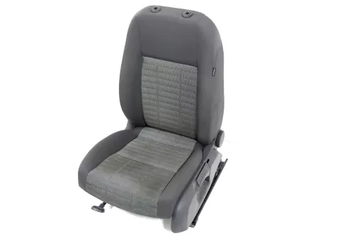 VW Golf Plus 5M 1K 5K auch Kombi Sitz vorne links Fahrersitz 4/5 Türer (148822)