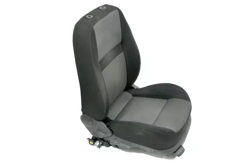 VW Golf 4 1J Bora Sitz vorne links Fahrersitz 2/3 Türer Variant Kombi (148829)