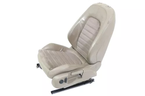 VW Passat 3C Kombi Sitz vorne links Fahrersitz Leder braun latte macchiato alcan (148865)
