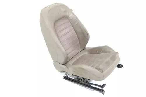 VW Passat 3C Kombi Sitz vorne links Fahrersitz Leder braun latte macchiato alcan (148865)