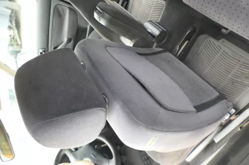 VW Golf 4 1J Bora Sitz vorne links Fahrersitz 4/5Türer Variant Kombi (169302)