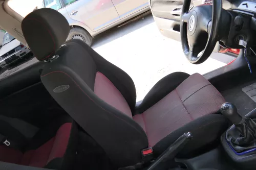 Q684 Golf 4 1J Bora Sitz vorne links Fahrersitz 2/3 Türer Variant Kombi Sport (171095)