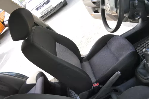 Q693 Golf 4 1J Bora Sitz vorne links Fahrersitz 4/5Türer Variant Kombi (171229)