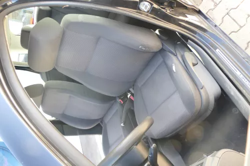 Q712  VW Polo 9N3 9N vorne links Sitz Fahrersitz 4/5-Türer (171831)