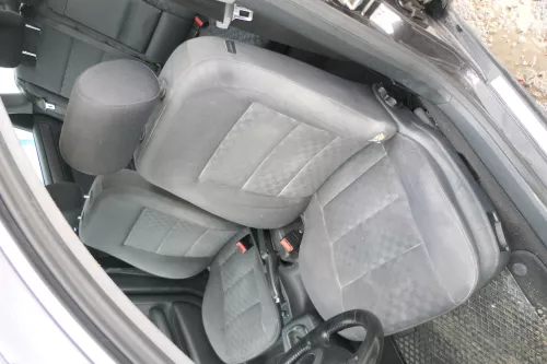 Q731 Audi A6 4B auch Kombi Sitz vorne links Fahrersitz 4/5-Türer elektrisch dunk (172701)