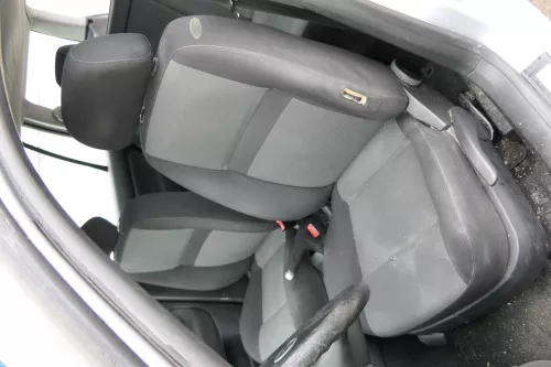 Q741 Golf 4 1J Bora Sitz vorne links Fahrersitz 4/5Türer Variant Kombi (173402)