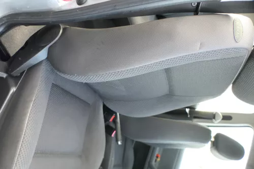 Q752 VW Polo 6N2 Ibiza vorne rechts Sitz Beifahrersitz 4/5-Türer mit Airbag - sc (173928)