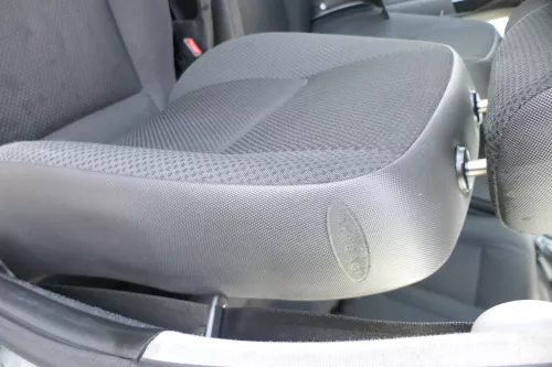Q752 VW Polo 6N2 Ibiza vorne links Sitz Fahrersitz 4/5-Türer mit Airbag (173929)