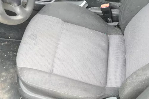 Q777 VW Golf 4 1J Bora Sitz vorne links Fahrersitz 4/5Türer Variant Kombi SHZ (175135)
