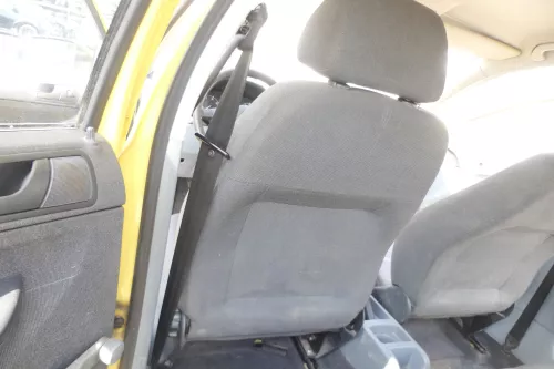 Q792 Skoda Fabia 6Y Sitz vorne links Fahrersitz Sitze vorn (175777)