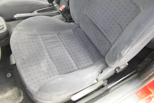 Q788 VW Golf 4 1J Bora Sitz vorne links Fahrersitz 2/3 Türer Variant Kombi (175798)